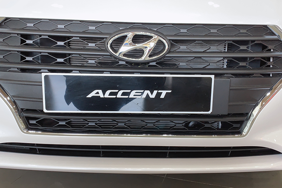 Ngoại thất Hyundai Accent 1.4 AT Đặc Biệt - Hình 6